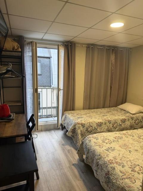 Triple Room,1742585504:JPEG